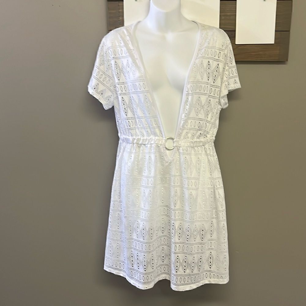 Tropical Escape White Eyelet Swim Plunging V-Neck Coverup w/Shirt Sleeves- 1X